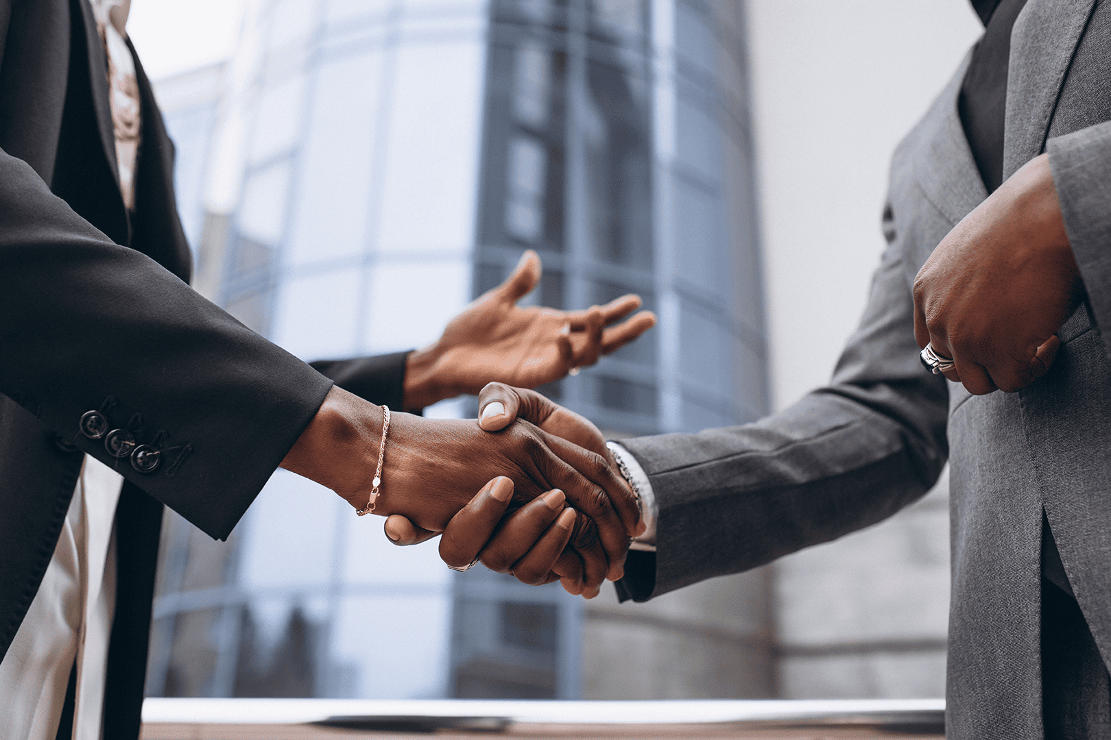 african-business-male-people-shaking-hands (1)